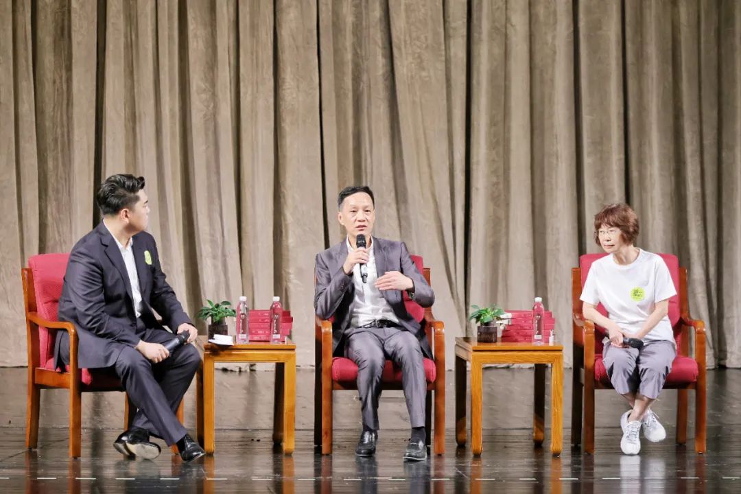 这个周末,相约北京人艺,点亮"戏剧之城"