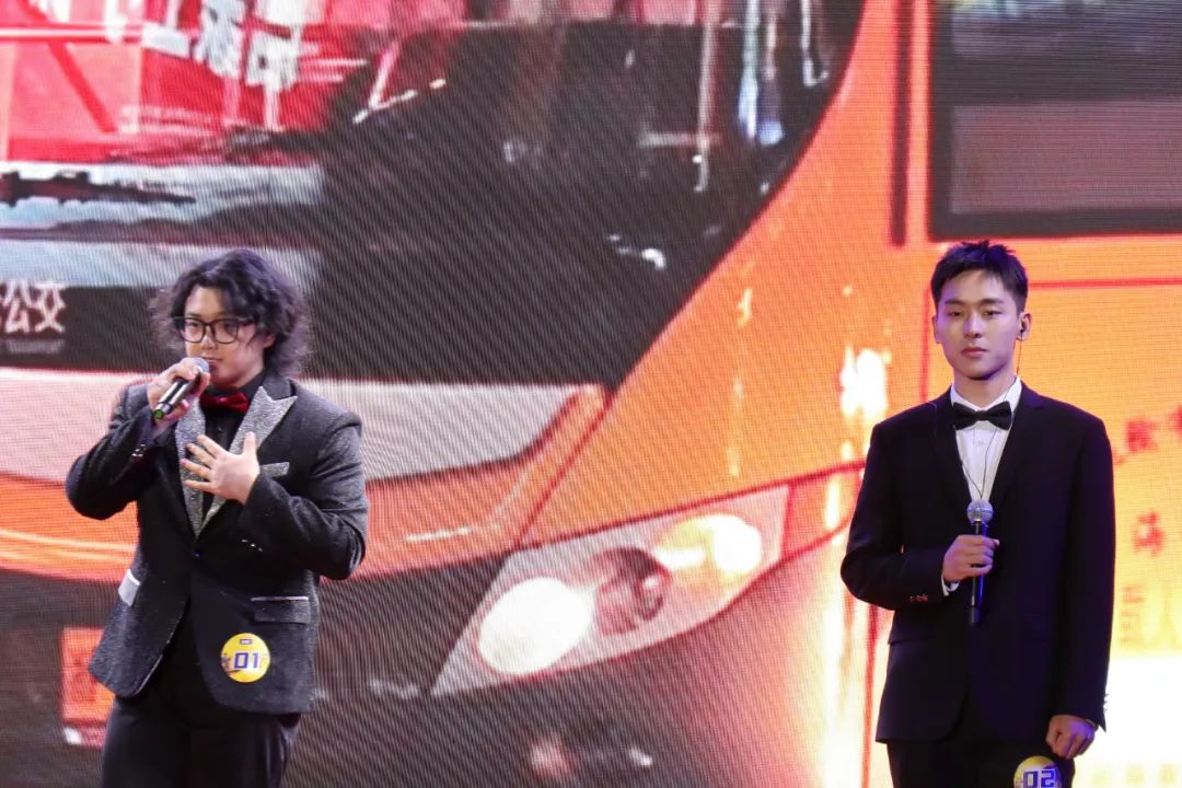 四届季军,保研清华大学程疏同(右),第二十三届季军,保研北京大学同时