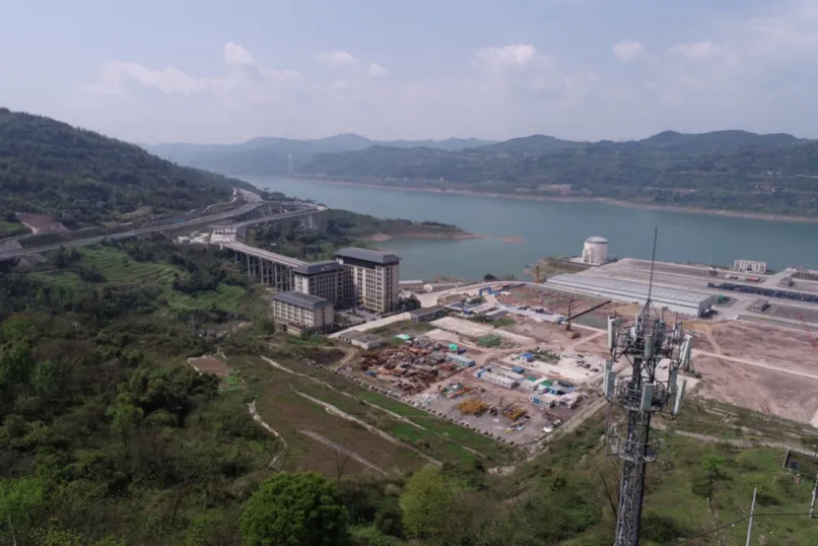 重庆移动联合万州港集团,中兴通讯在万州部署5g-a通感一体化基站,打造