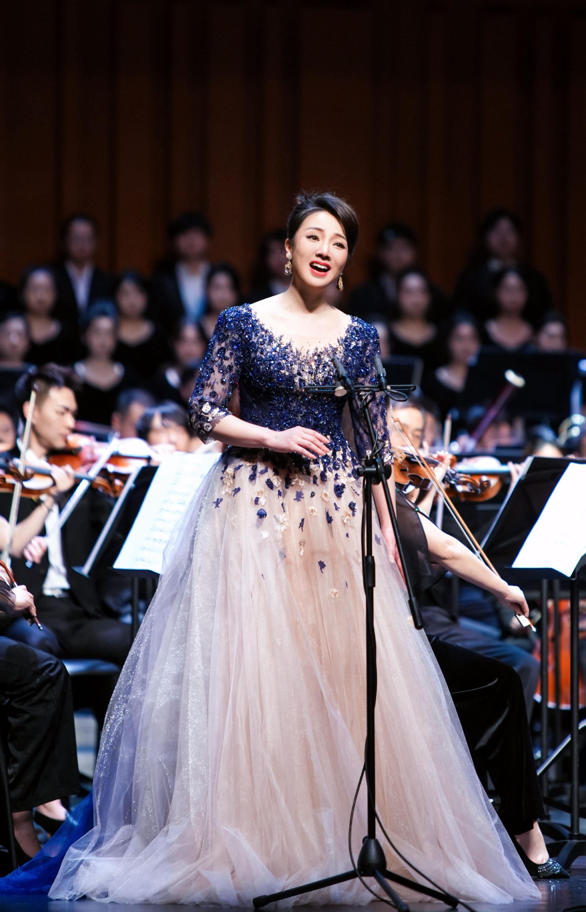 女高音许洁举办独唱音乐会,魏松、吕继宏也来助阵|上海音乐学院|江姐|歌剧|民歌|民族_新浪新闻