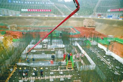 夹江核技术应用产业园区医用同位素试验堆项目建设现场。 夹江县委宣传部供图