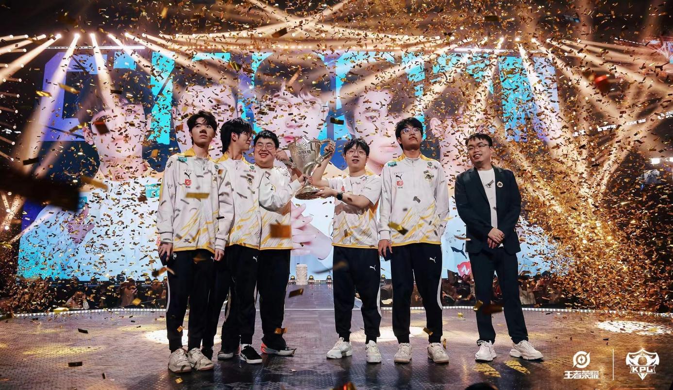 kpl春决重庆狼队成就十冠王,王者电竞深耕北方推动多赢