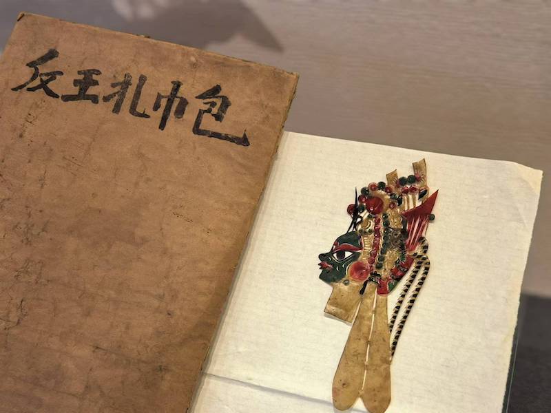 目前,在恭王府博物馆馆藏皮影9210件中,包括河北,河南,湖北,湖南,云南