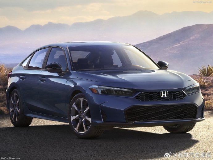 2025 款civic 官图发布,新车将提供两种全新混动版车型 —— 运动版和