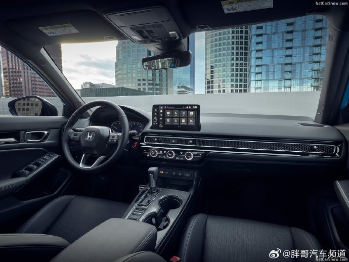 2025 款civic 官图发布,新车将提供两种全新混动版车型 —— 运动版和