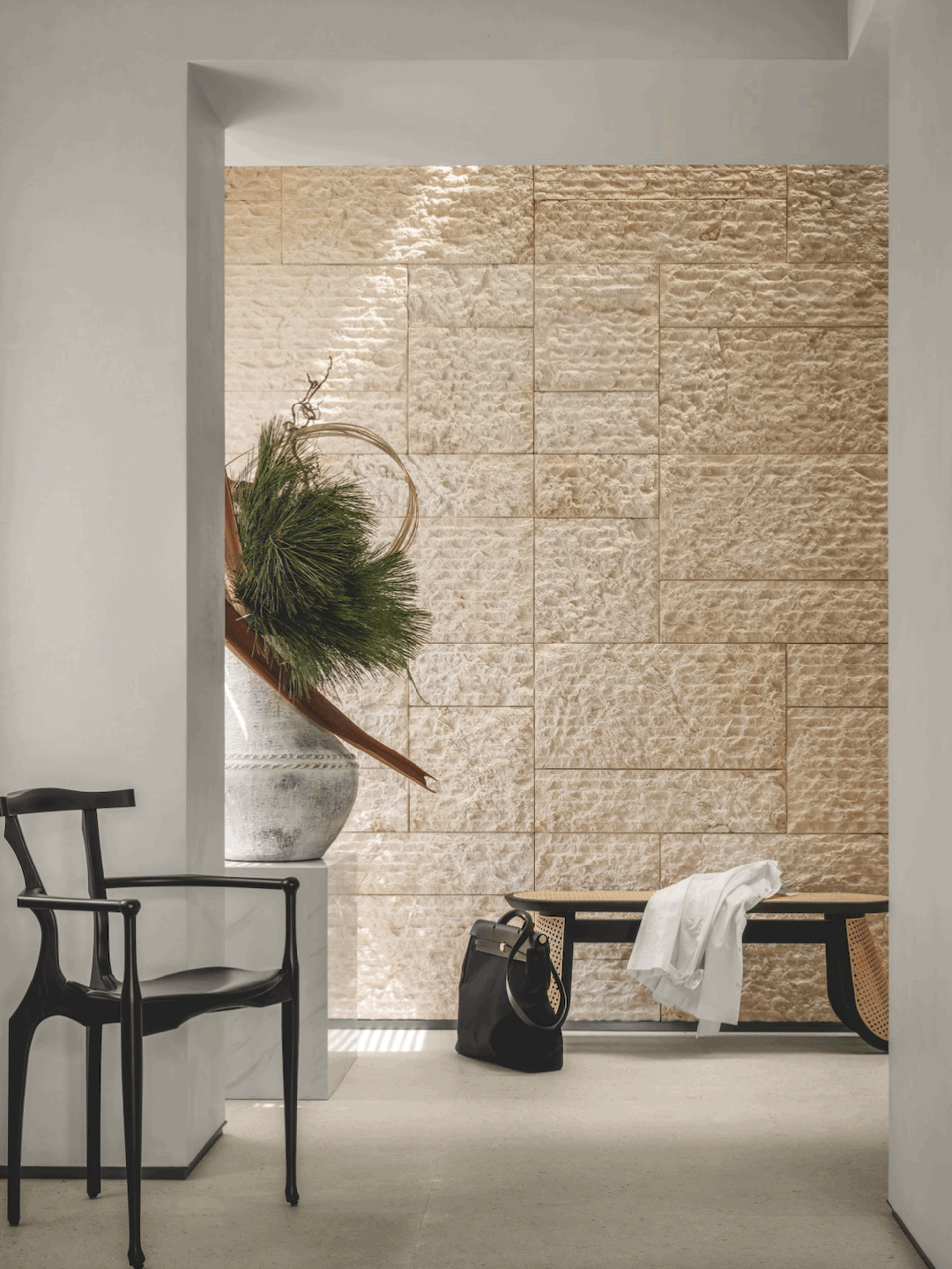 汕尾故乡人,归乡的父亲用一座潟湖之家表达爱