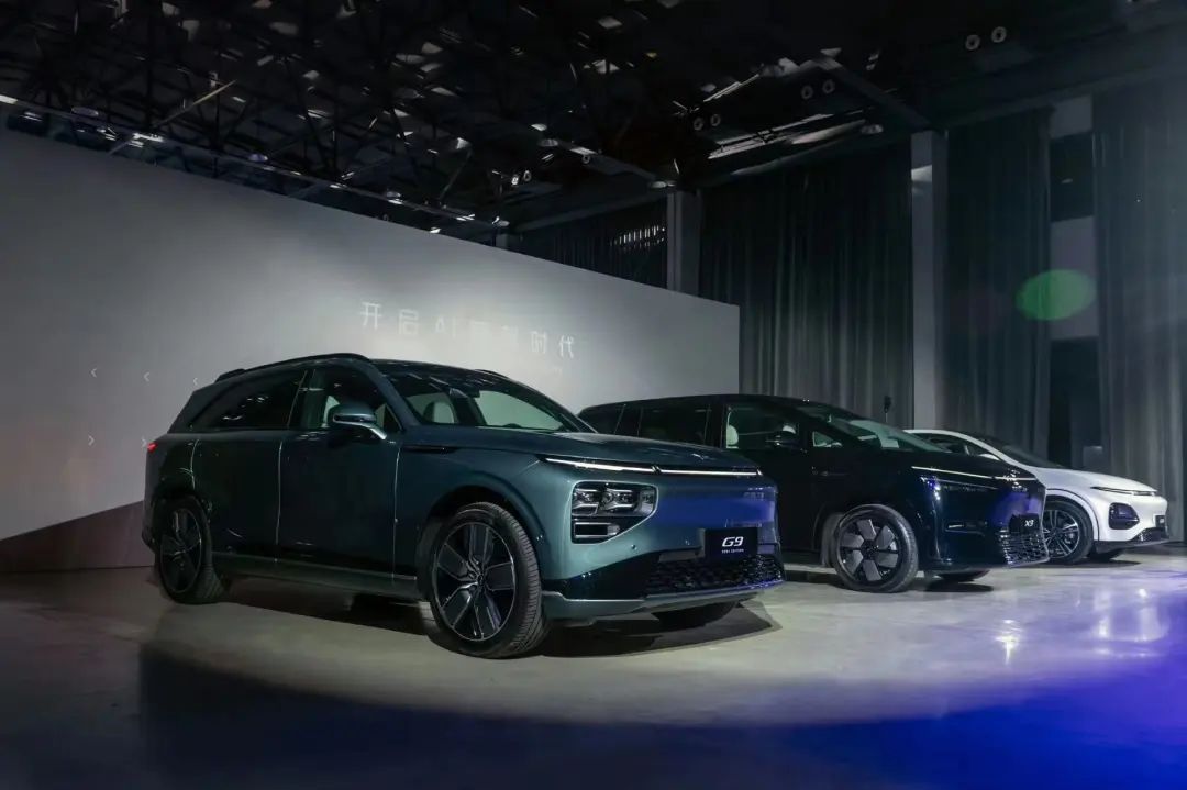 小鹏一季度亏损收窄,何小鹏表态暂不搞增程车|飞灵-新浪汽车