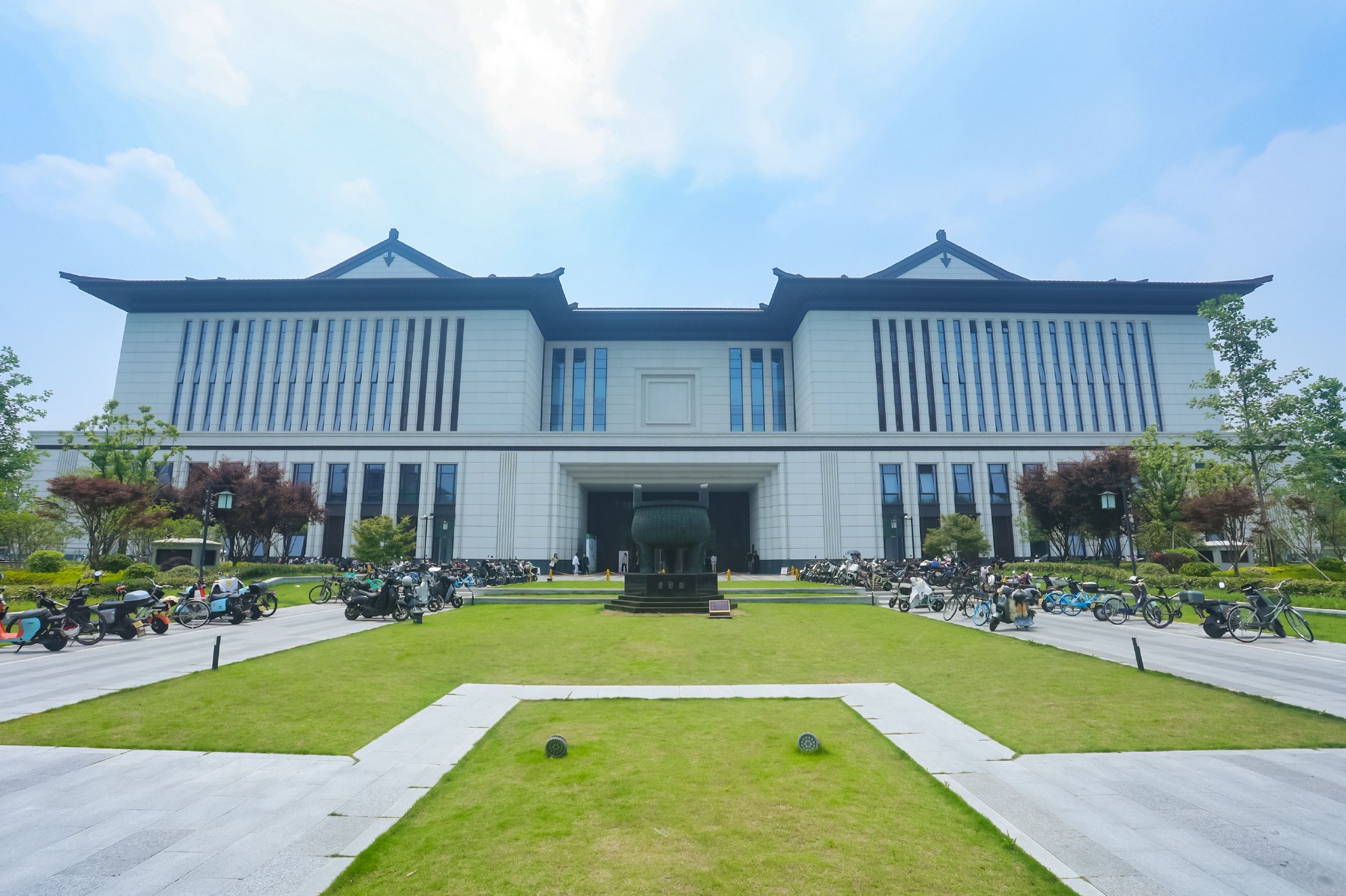 高校图书馆综合实验基地——x-lab于5月23日在浙江大学图书馆正式启动