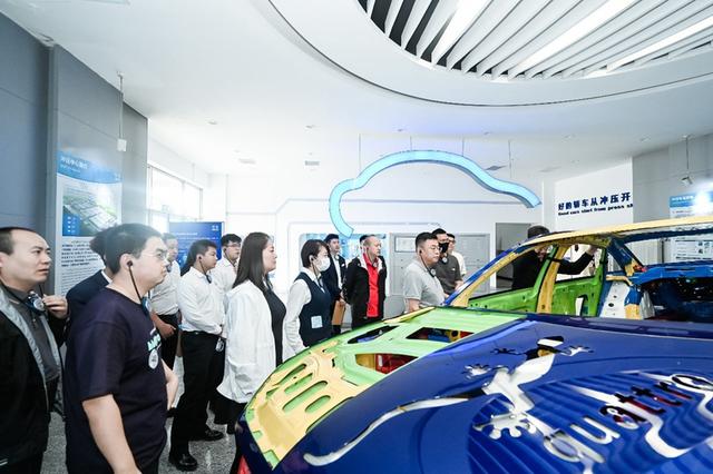 早八条丨一汽-大众举行第四届521家年华暨首批工厂