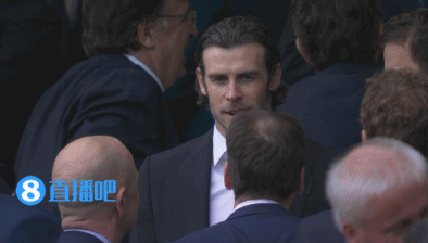 大圣来看球!贝尔现场观战欧联杯决赛