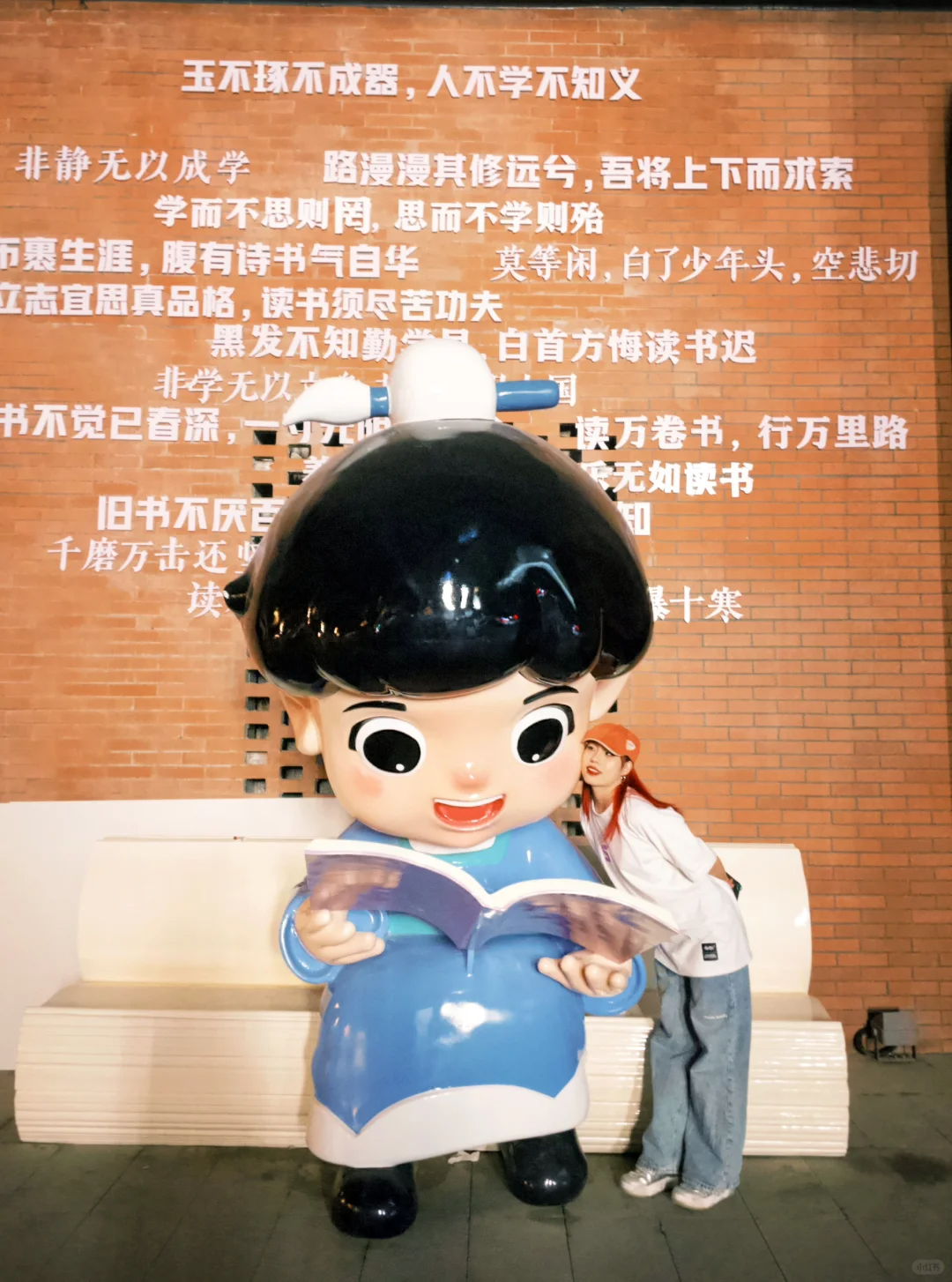 超出片!逛贵阳新印1950,这样拍就对啦→附机位