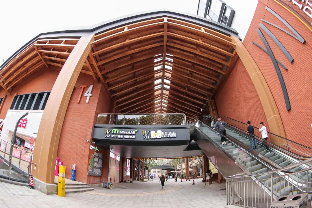 贵阳文化新地标 1!就在今晚19:30,新印1950 discovery开园啦!