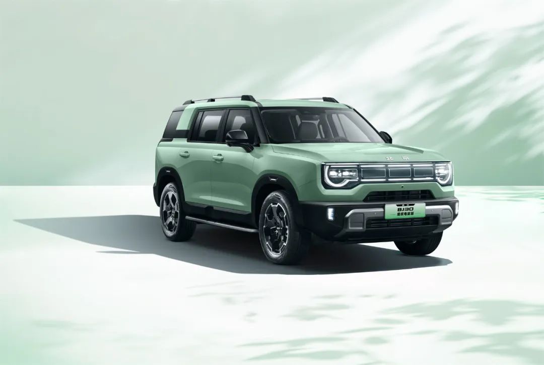 10万级越野suv!这车1.5t动力还有大空间 堪称小牧马人?-新浪汽车