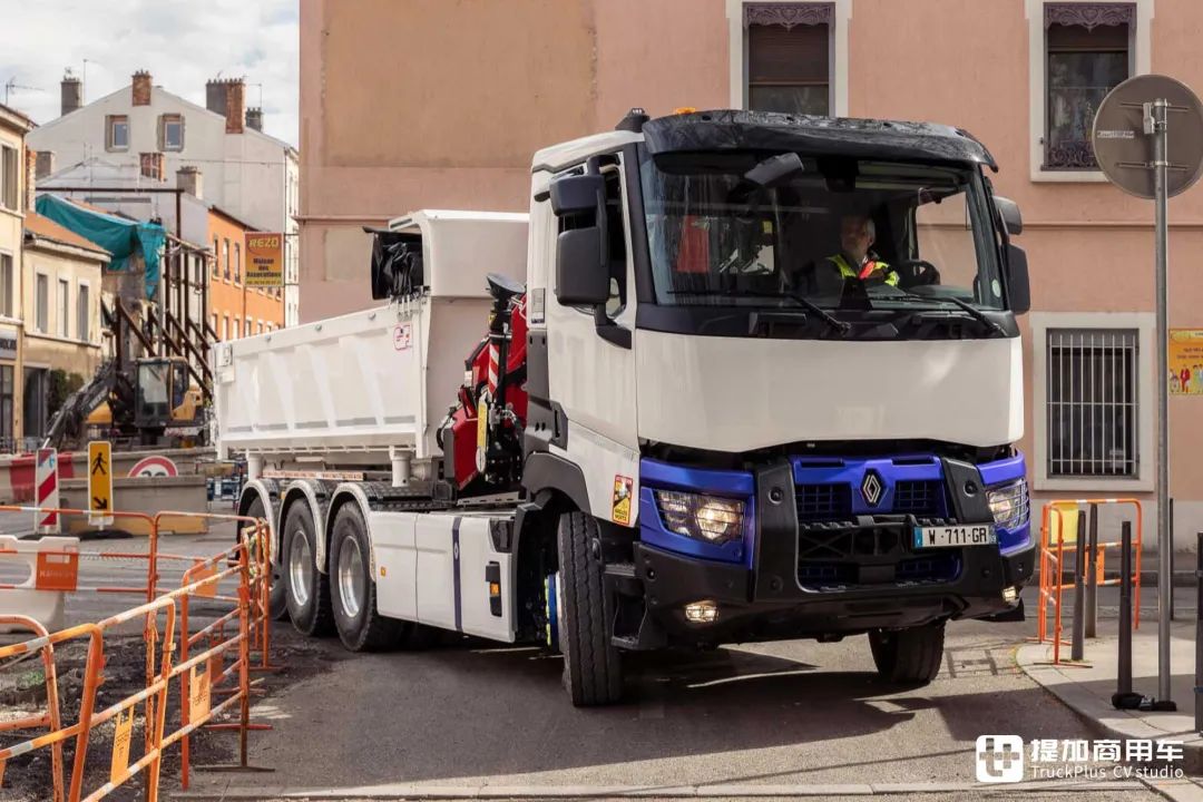 细节设计到位,国内见不到的雷诺c e-tech纯电城建渣土车实拍