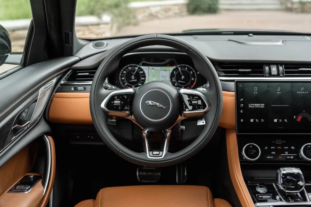 仅需30多万!300马力 四驱 全铝车身,豪华品牌中大型车!超值!