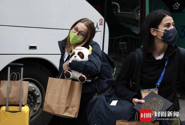 外交部新任副部长华春莹的4个侧面:学霸,网球迷,发言人,推荐官