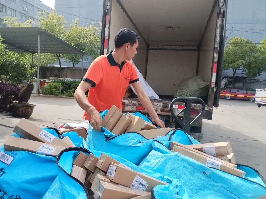 2万件!卫浴产品搭上"邮政快车"