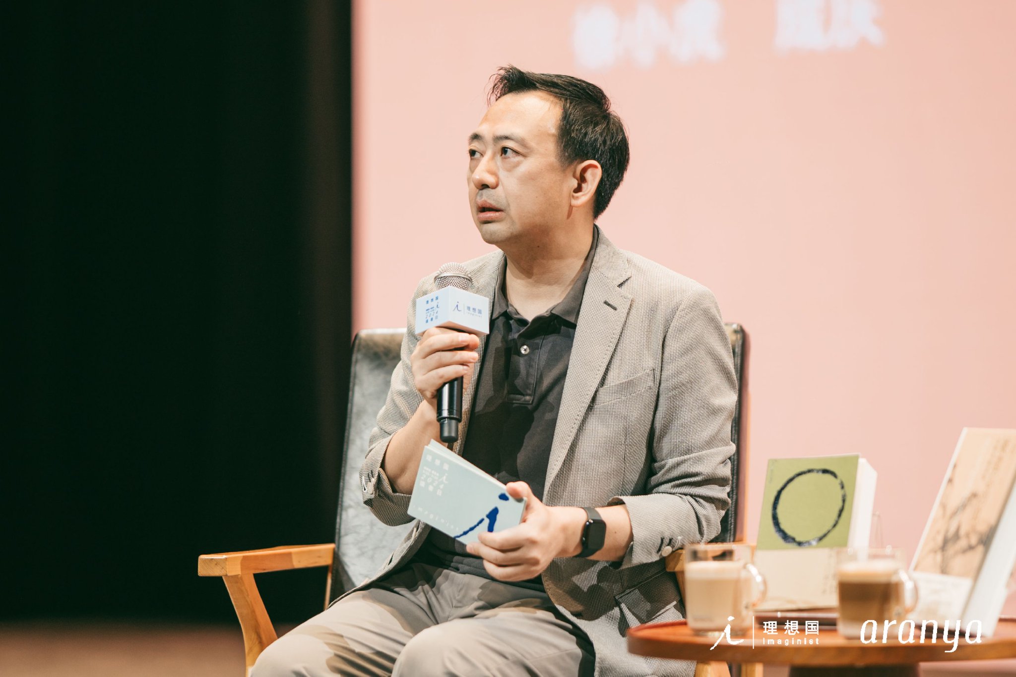 美术史学者徐小虎:大人都很笨,只为孩子的生活着急,却不为孩子的快乐