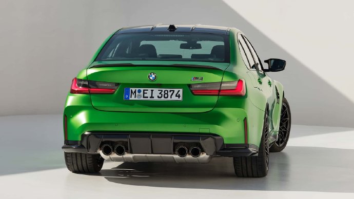 新款宝马m3官图发布,重新设计了前大灯,提供全新锻造m合金825m轮圈