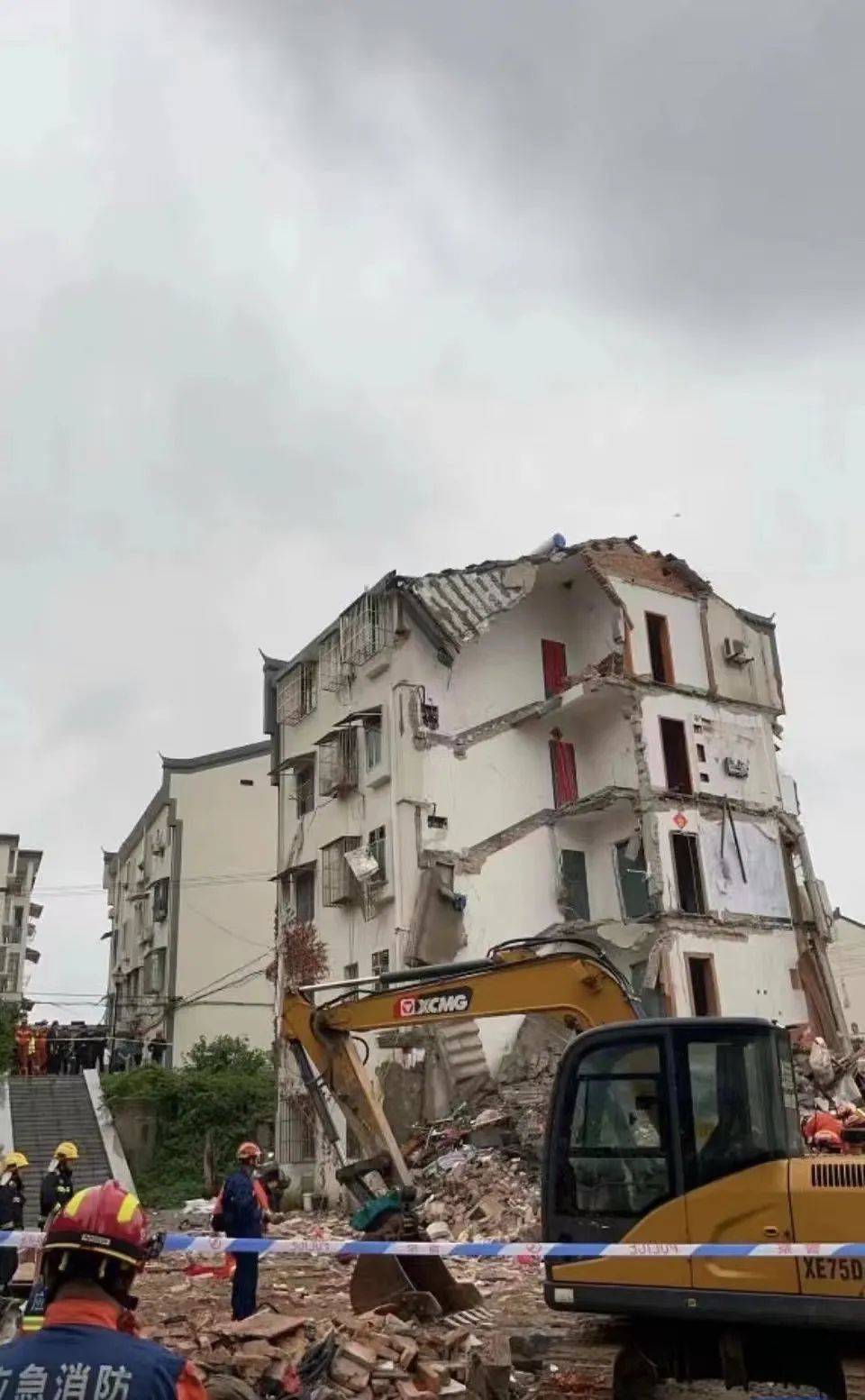 "一户人家外出劳作逃过一劫",铜陵房屋坍塌之后