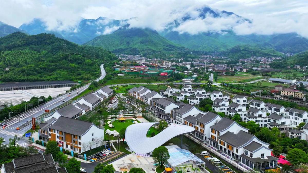 安吉,不但有绿水青山,更有青春洋溢