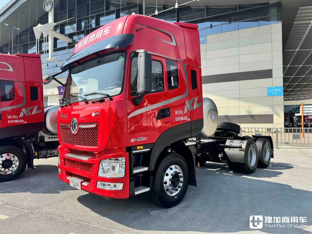新外观自重仅8.4吨,还有520马力新动力,东风天龙kl龙擎3.