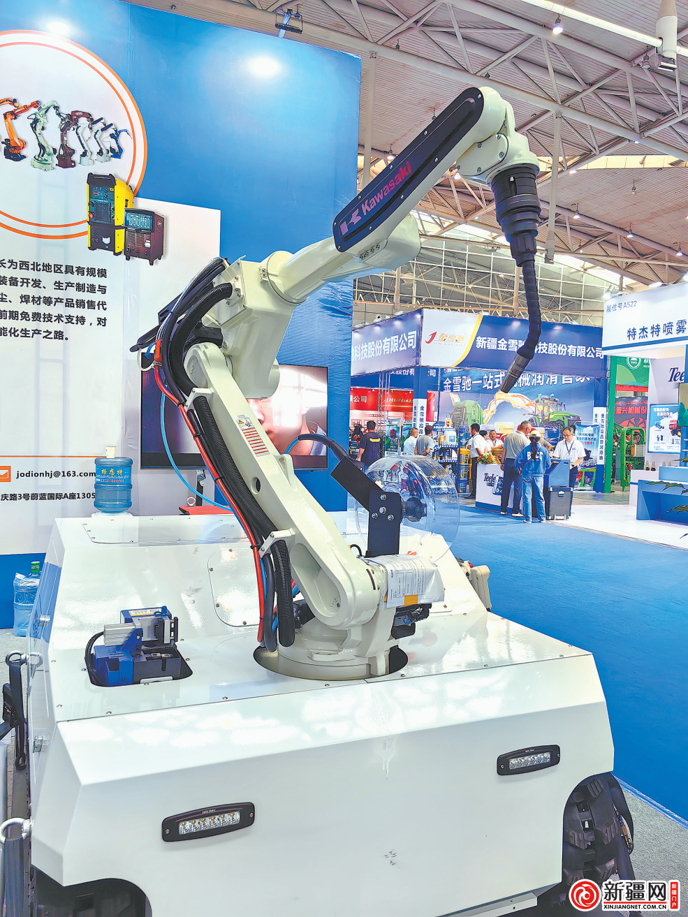 棉机,实时查看温湿度传感装置的现代农机……在刚刚结束的第二十四届