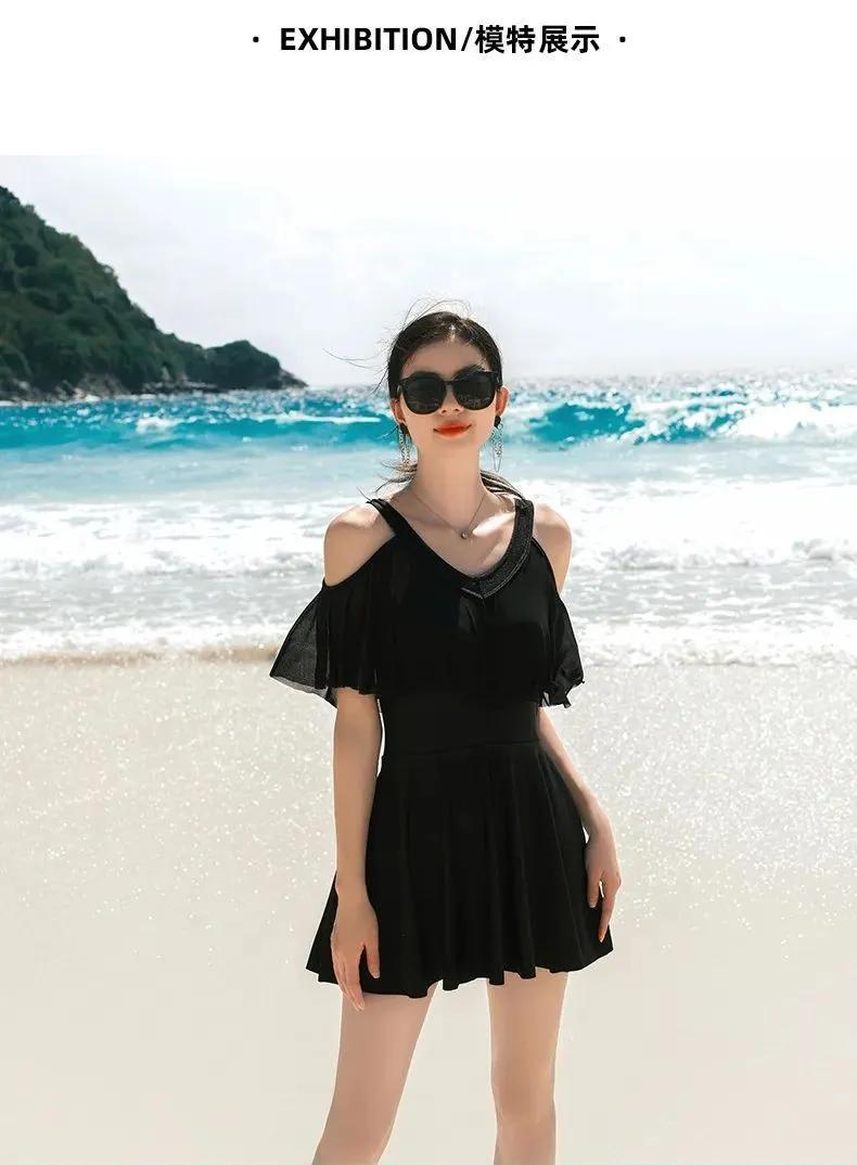 海边度假首选→比连衣裙还好看的速干连体泳衣