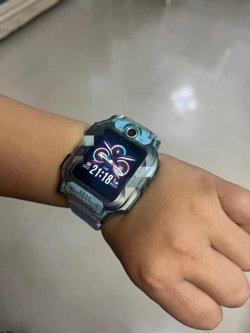 记者调查丨儿童电话手表怎么"戴"?