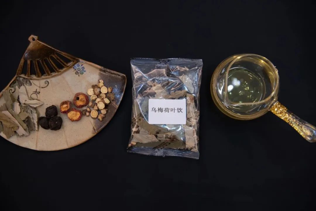 乌梅汤打败奶茶?中药代茶饮低至一两块,圈粉"脆皮"年轻人