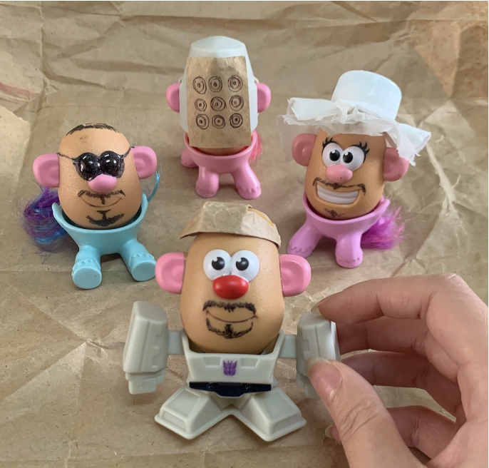 "《玩具总动员》里的土豆先生手办,酷似姜文.