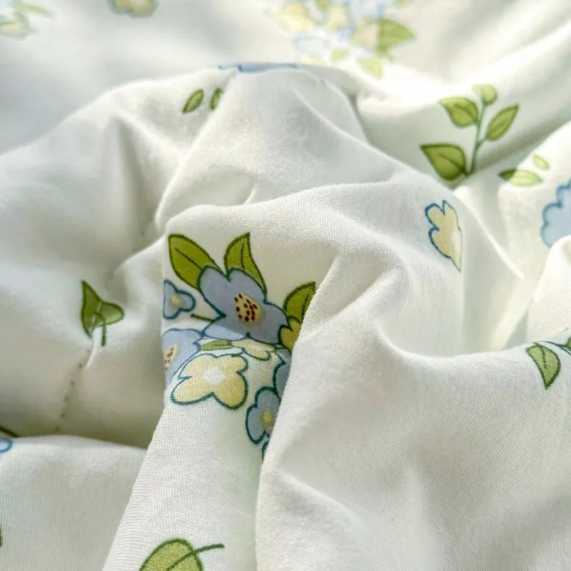 蓬松柔软,透气吸汗!孩子都能放心盖的a类夏凉被!12种花色随便挑!