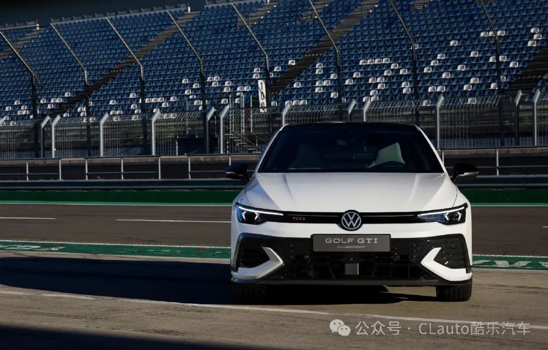 大众发布全新高尔夫gti与gti clubsport,最强前驱高尔夫,进入5秒