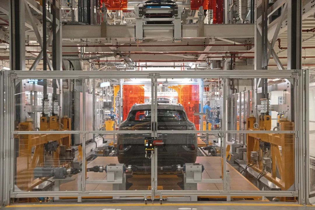 【德味】一线生机:大众汽车的生产和转型