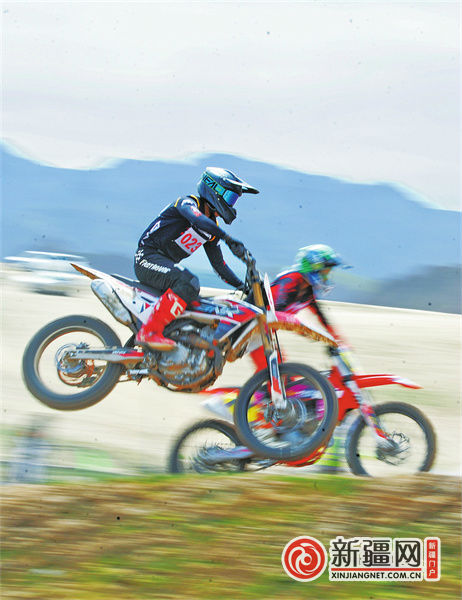 【爱新疆 游家乡】水磨沟区越野摩托车公开赛展现多元化赛车魅力