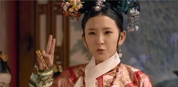 也曾在电视剧《甄嬛传》中发过誓,但是唐艺昕饰演的祺贵人发誓时,比的