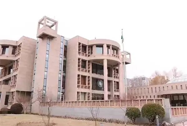 "设备已经闲置数月,因为会操作的中国人拿不到印度签证"