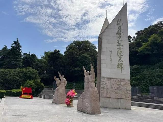 南京抗日航空烈士纪念馆英烈碑.