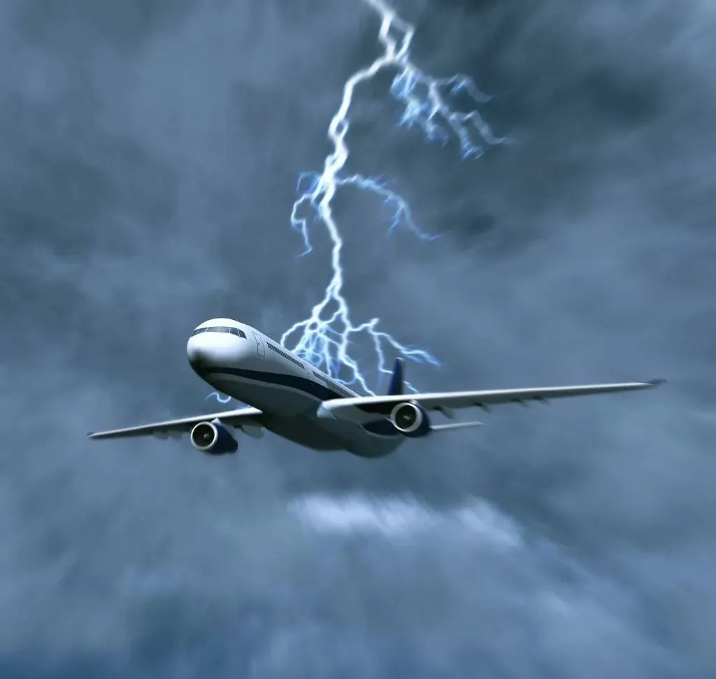 下雨天飞机到底能不能起飞?