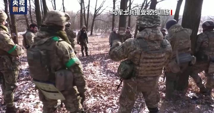30万美军集结前线,北约参战近在眼前,普京:已做好核战准备|武器|北约|俄罗斯|乌克兰|战争_新浪新闻