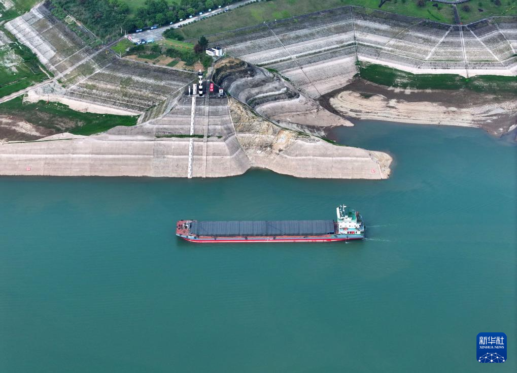 三峡水库提前完成汛前消落