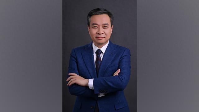 知名文化学者、北师大副校长康震受邀任新职|康震_新浪财经_新浪网