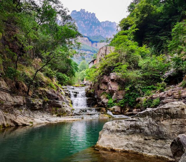 河南新乡:太行山大峡谷流水淙淙