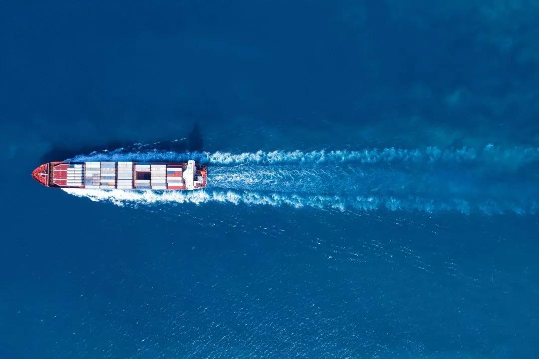 (图片来自海洛)// 集运运价指数加速上涨 //5月以来海运价格持续上涨.