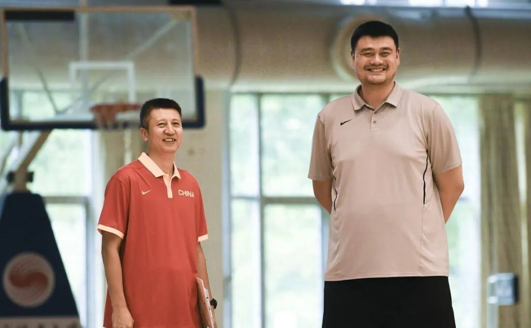 曝乔帅下课!中国男篮新帅人选出炉,郭艾伦摊牌,姚明鼎力支持