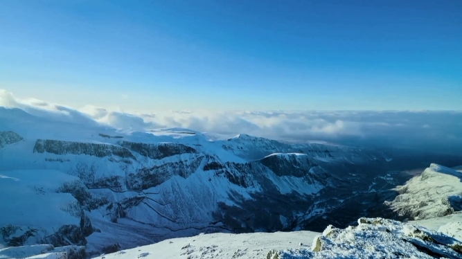 新华每日电讯刊发深度文章《长白三问》|长白山_新浪财经_新浪网