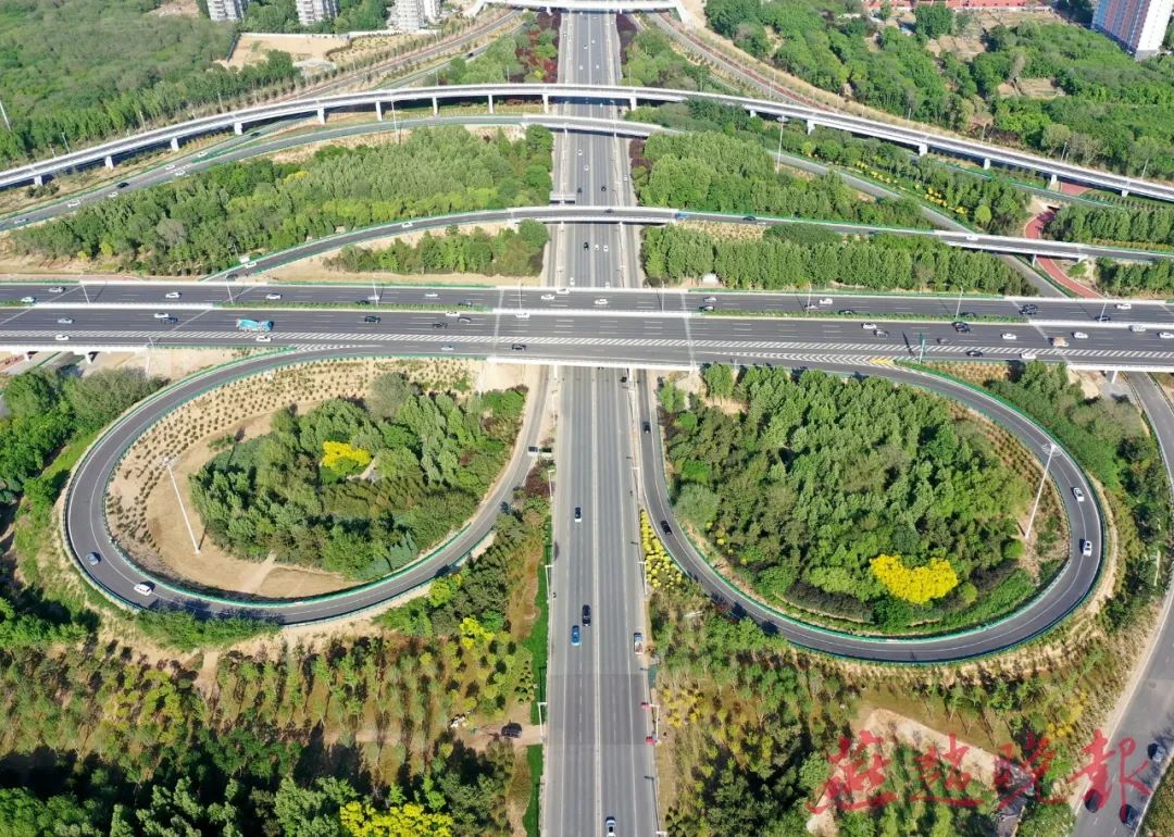 "石家庄变化太大了,怎么看都看不够!