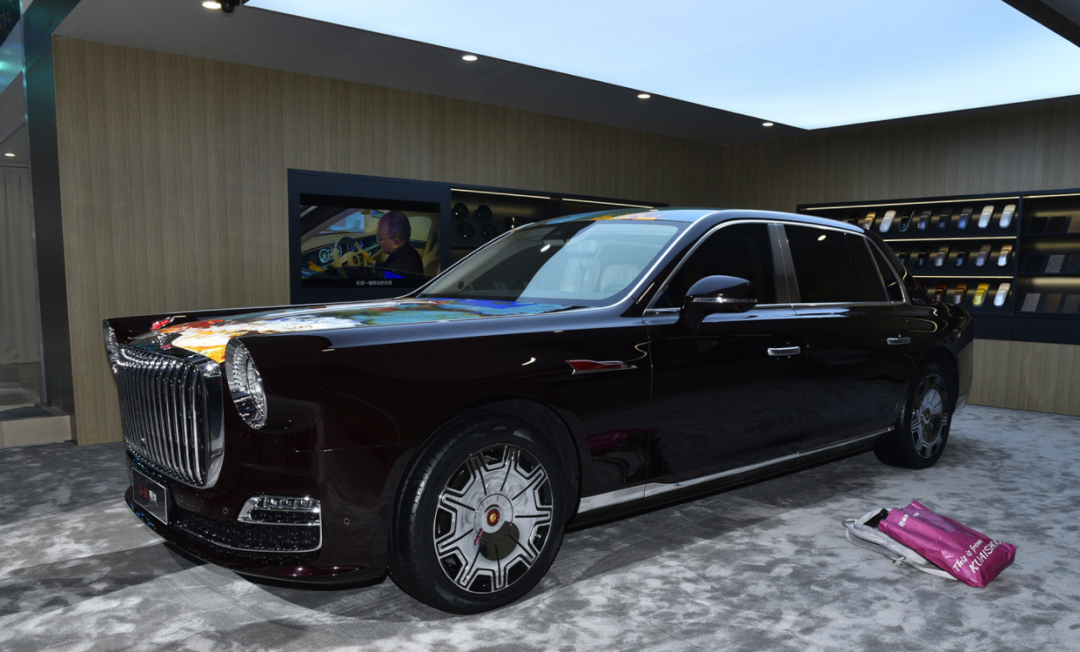 最贵国产车上市,售价718万起!马来西亚国王已提车