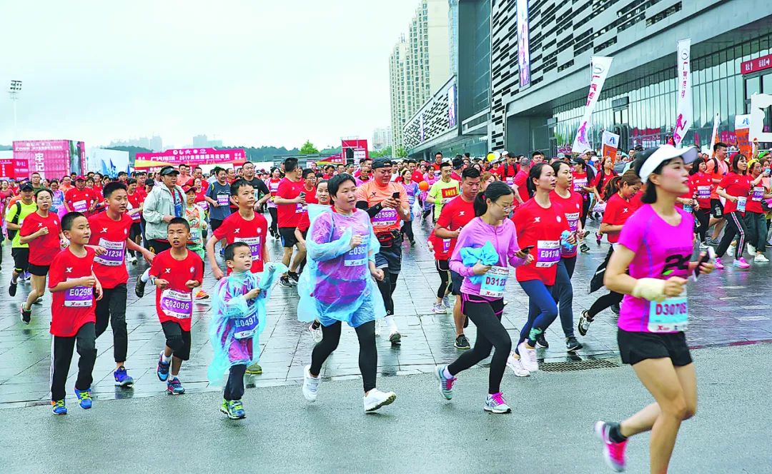 紧握"贵马"接力棒 跑好城市发展新赛程!历届贵阳国际马拉松赛回眸|贵