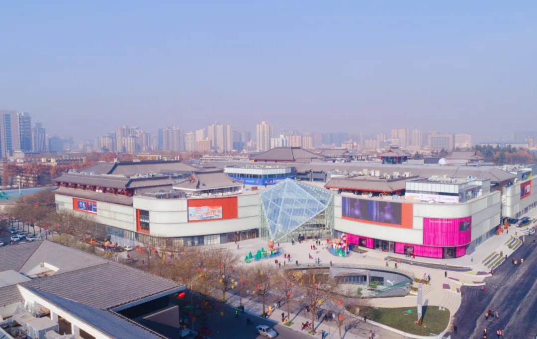 西安大悦城在万联证券投资顾问屈放看来,盘活烂尾商场的第一步,首先是